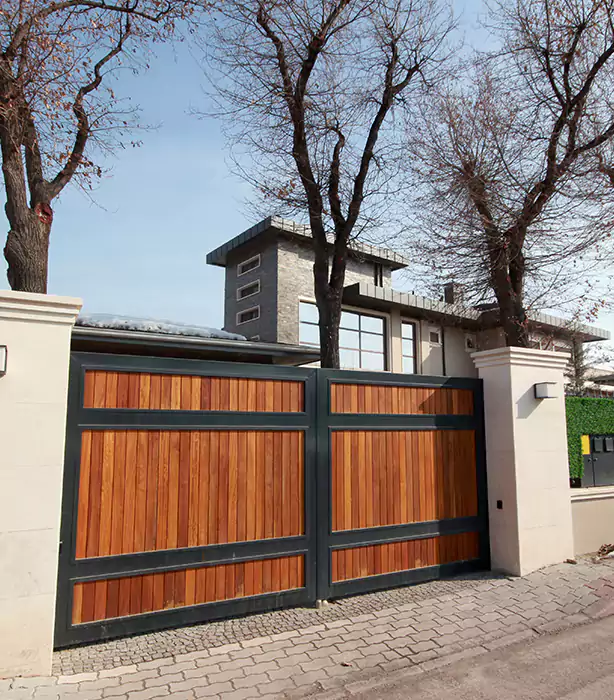 Wooden Gate Repair in Surfside, FL